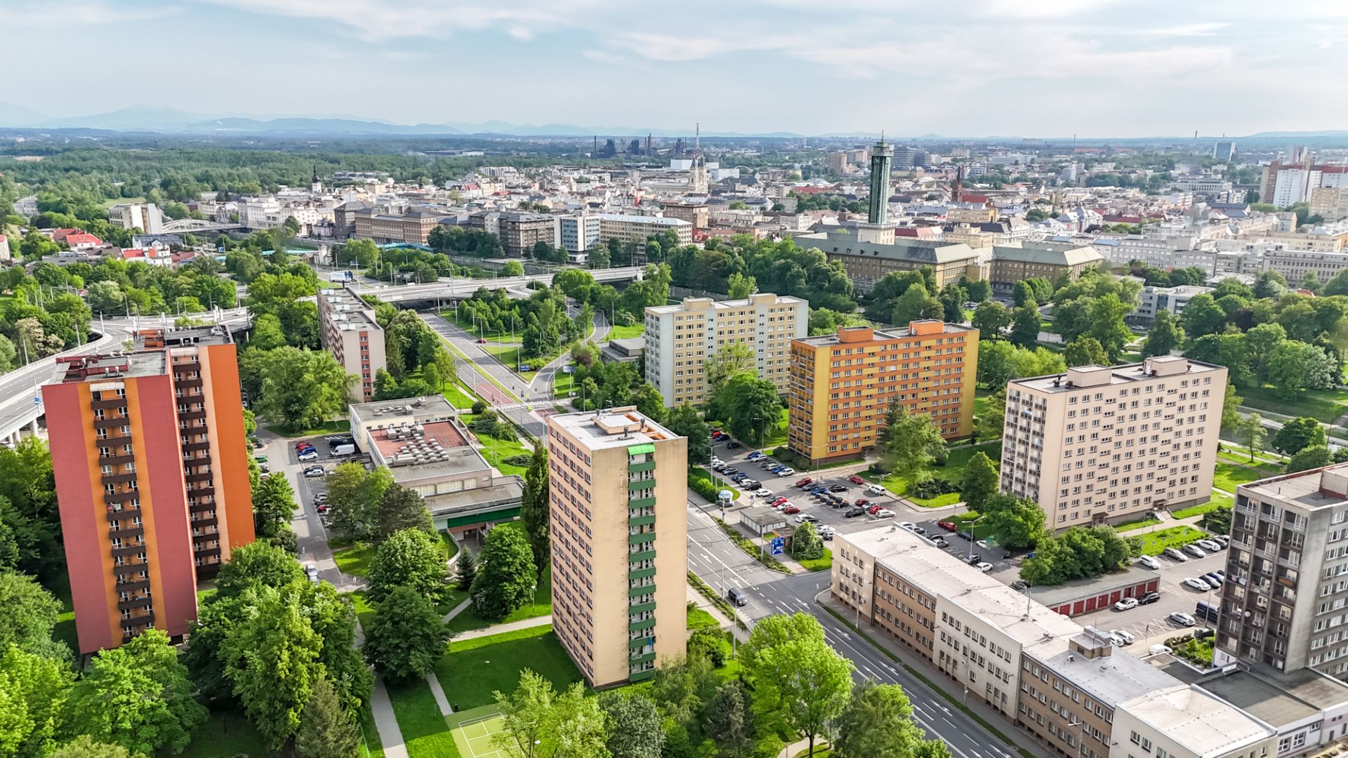 Michal_Lesnak_profesionalni_realitni_makler_prodej_bytu_nemovitosti_ostrava_realitni_kancelar_delame_reality_srdcem_realitka_roku_2023_vitez_okresu_4