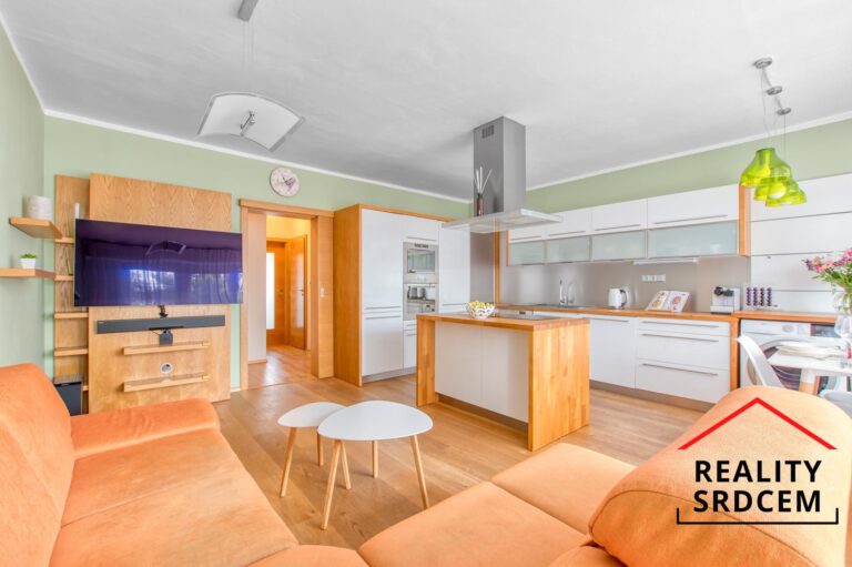 Michal-lesnak-realitni-makler-ostrava-realitni-kancelar-karvina-prodej-byt-delame-reality-srdcem-7