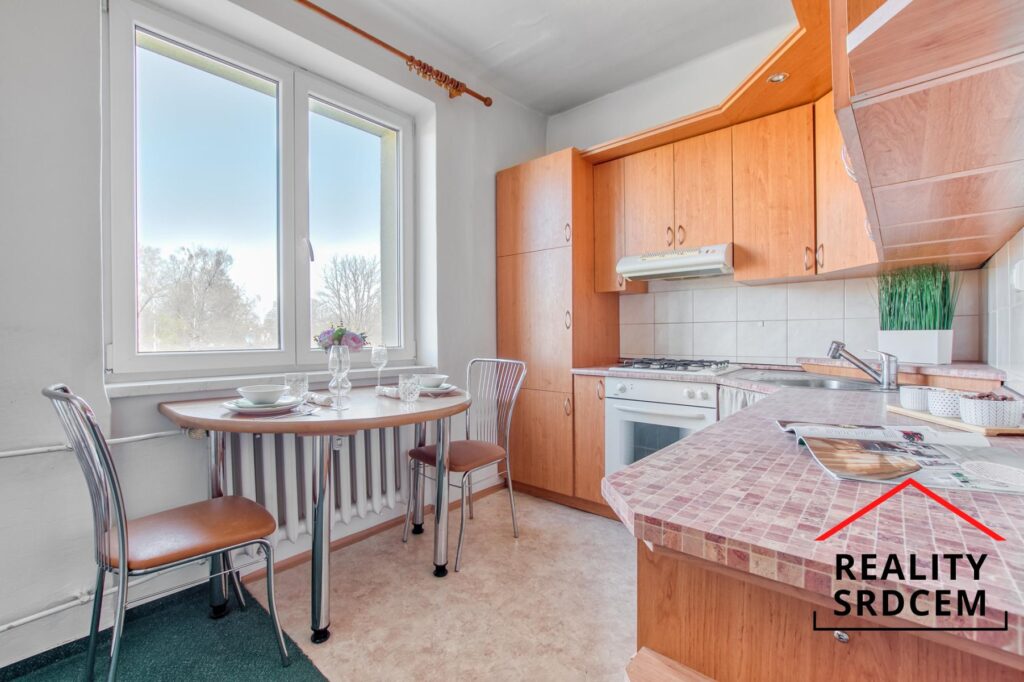 Prodej družs. bytu 2+1, 55m2, ul. Čsl. Armády, Karviná -Hranice