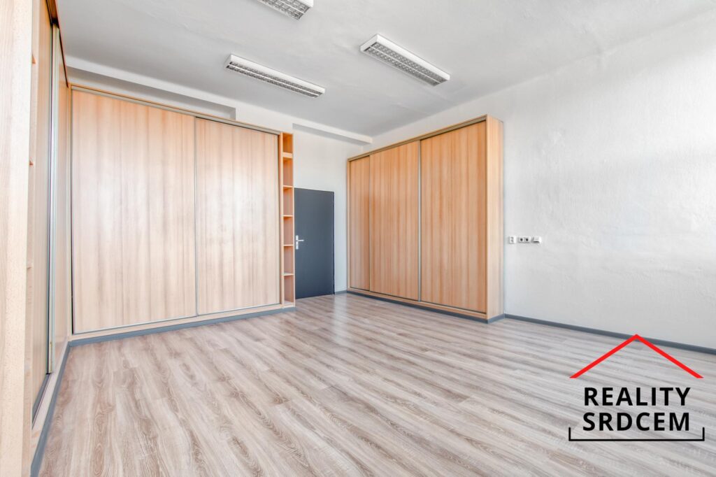 Pronájem kanceláří 26m2, ul. Poštovní, Karviná – Fryštát