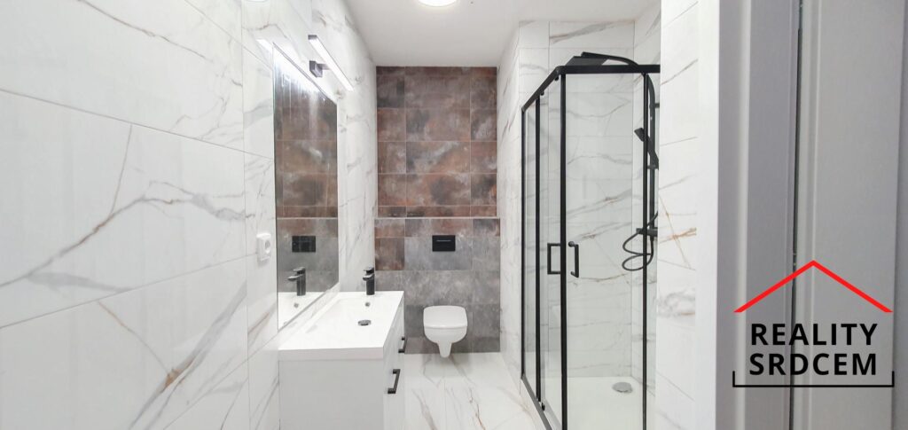 Pronájem moderního bytu s parkováním 2+kk, 42m2, ul. Otická, Opava