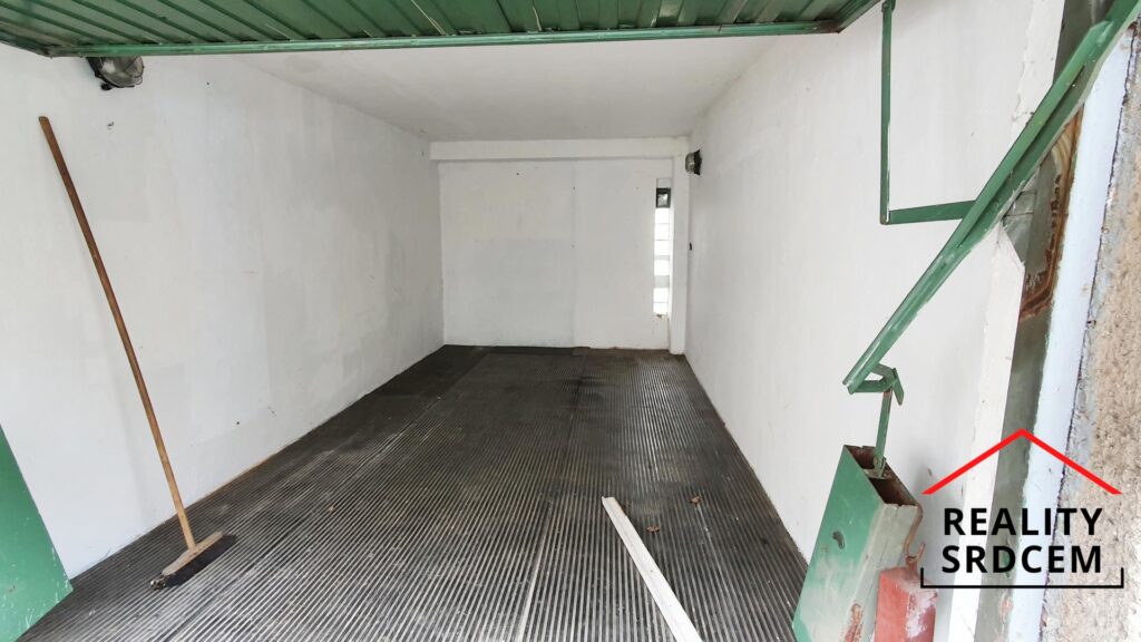 Pronájem suché garáže na dobrém místě, ul. Občanská, Slezská Ostrava