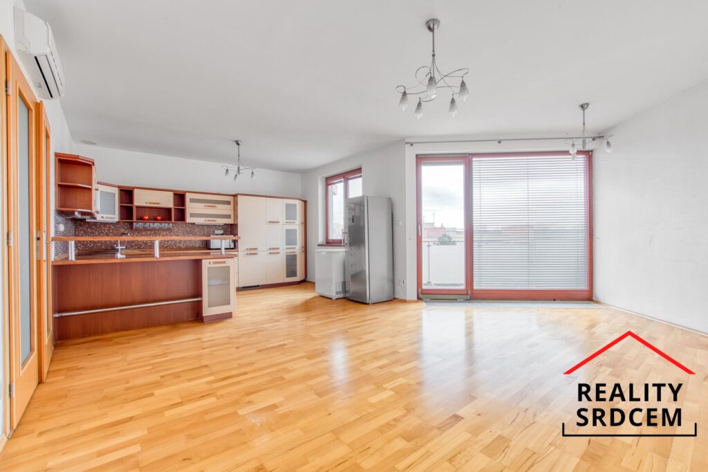 Pronájem bytu 4+kk s balkónem a parkováním, 111 m2, ul. Blahoslavova, Ostrava