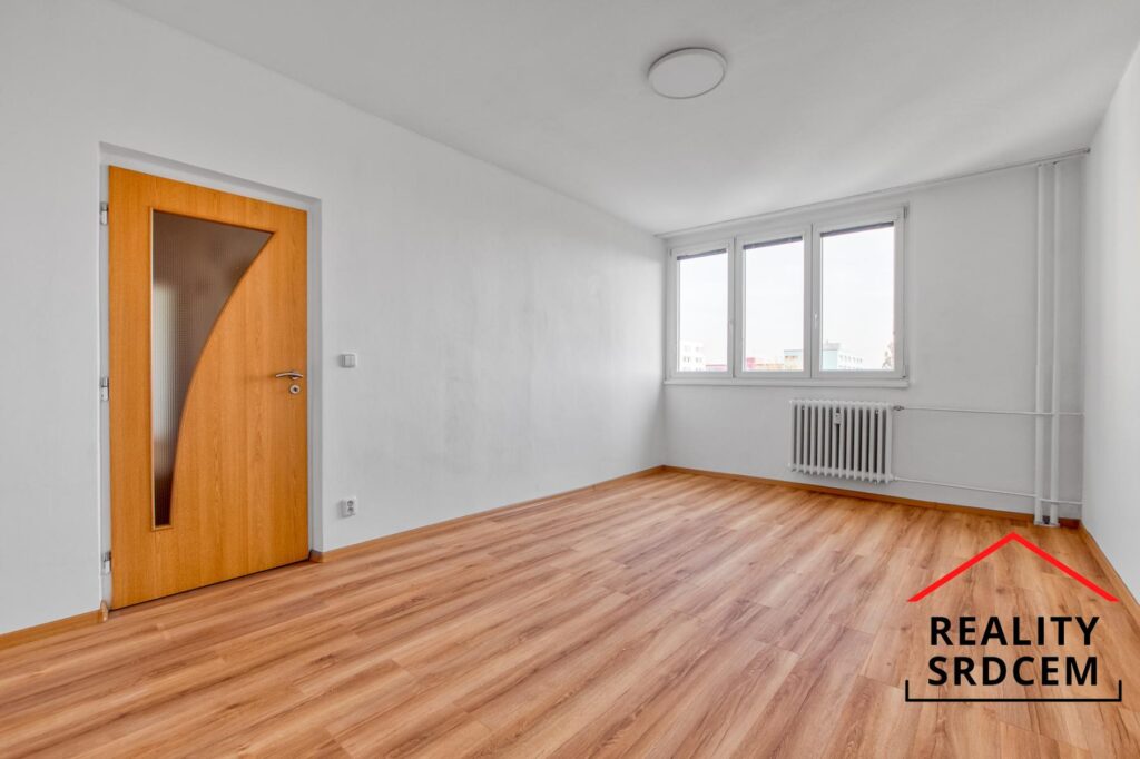 Pronájem bytu 2+1 s lodžií, 53 m2 ul. Oty Synka, Ostrava-Poruba