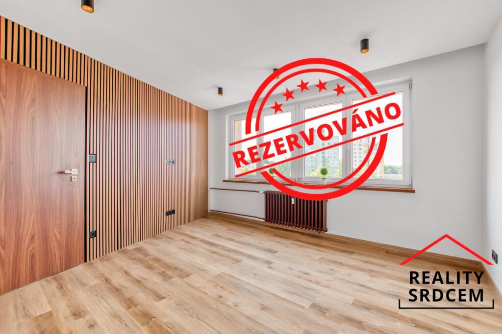 Prodej rekonstruovaného druž. bytu 1+1, 30 m2, ul. Jičínská, Ostrava – Výškovice