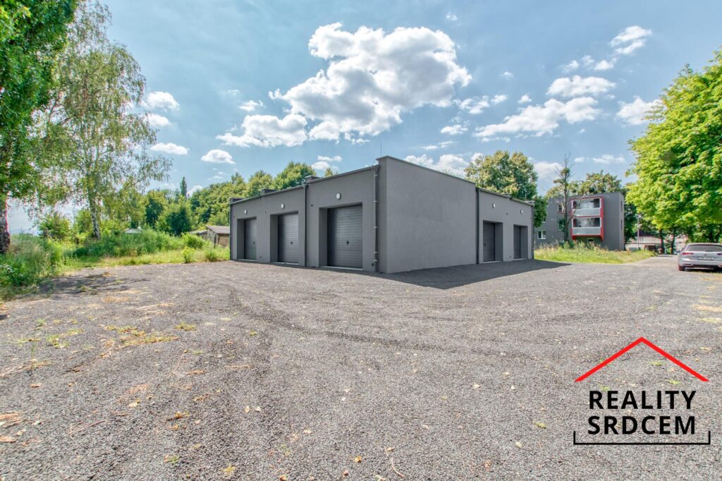 Pronájem nové garáže, 22m2, Nová Horka