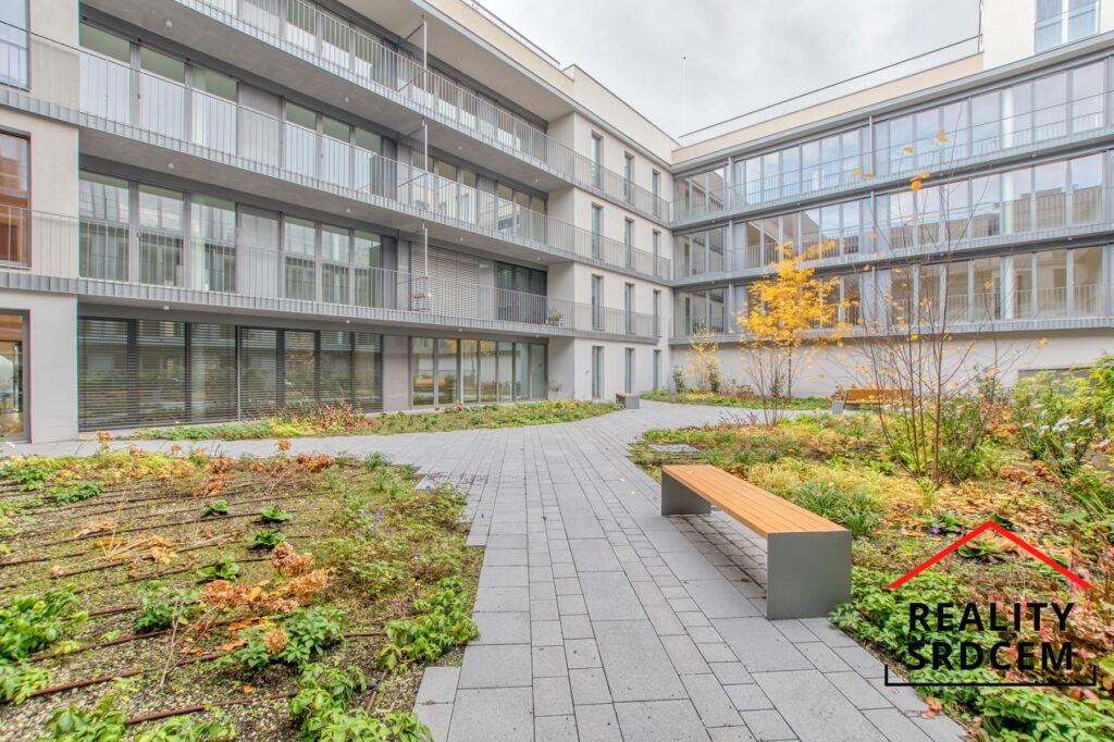 Pronájem ateliéru v rezidenci Nová Lauby, 49 m2, ul. Dlouhá, Ostrava