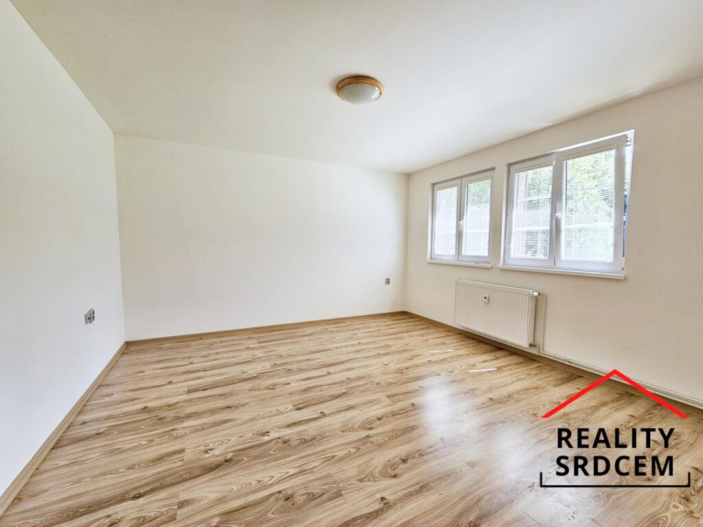Pronájem rekonstruovaného bytu 2+kk, 40 m2 Čeladná