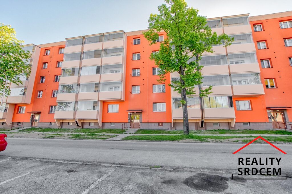 Prodej družstevního bytu 2+1, 52 m2 + lodžie, ul. Majakovského, Karviná – Mizerov