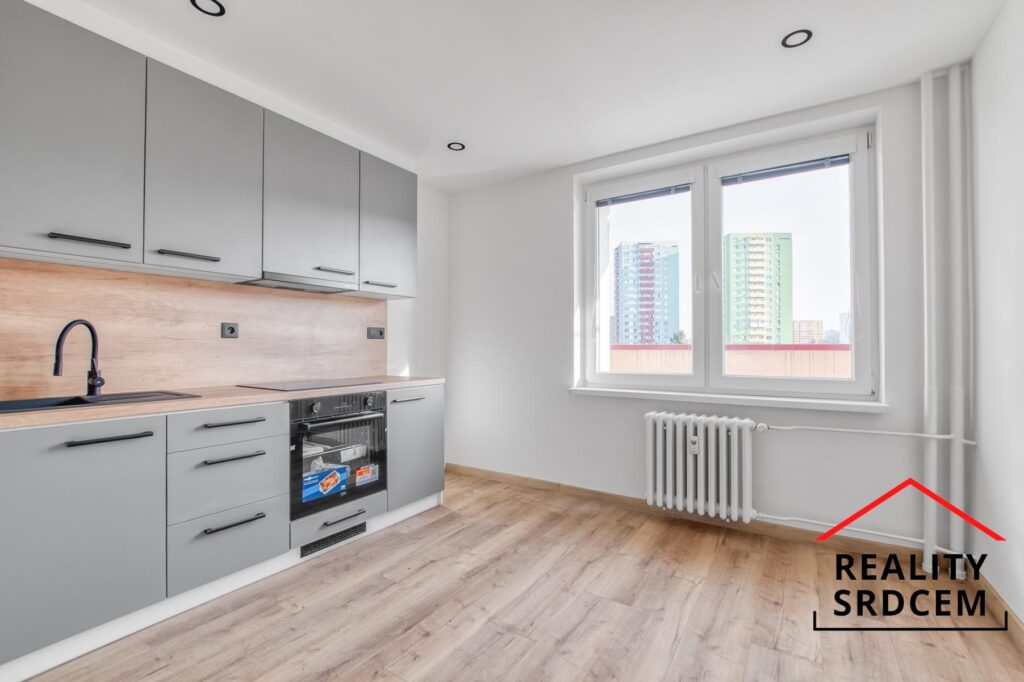 Pronájem moderního bytu 1+1 s balkónem, ul. Horní, Ostrava – Hrabůvka